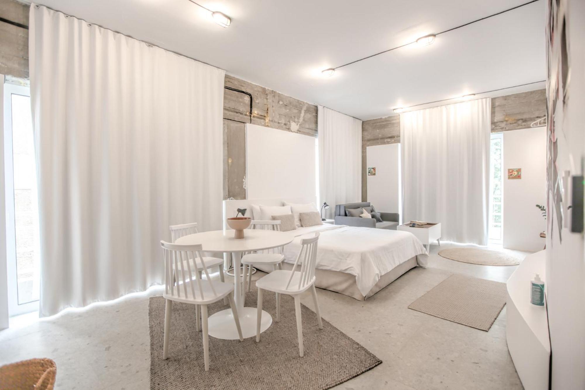 Convent Apartments - Huge One Combination 卡兰巴卡 外观 照片